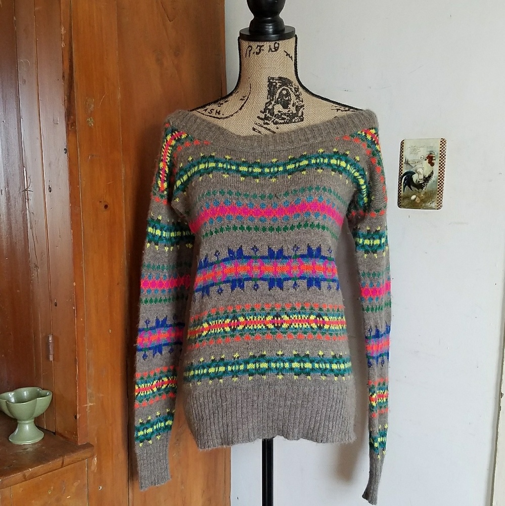 American Eagle Sweater